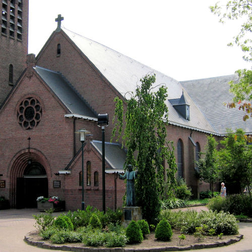 R.K. Kerk De Lutte